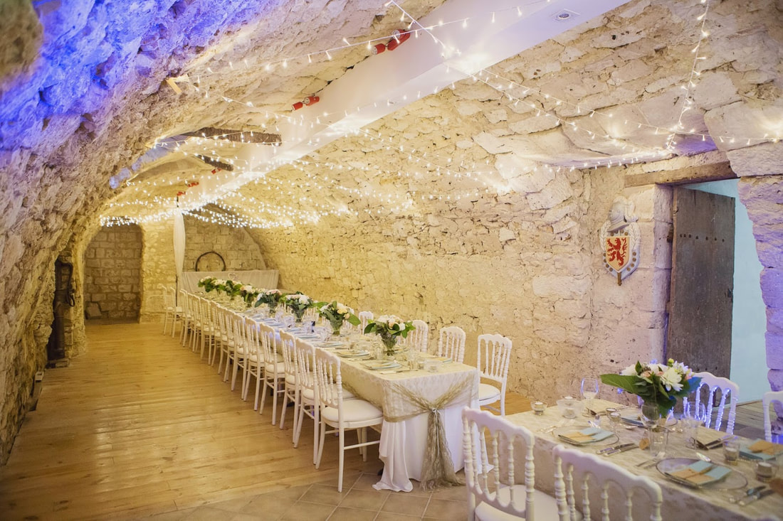 Wedding Grotto / France / Hotel de Cours de Thomazeau in Castillonnès / Jo Maeder / Karen McCann / EnjoyLivingAbroad.com