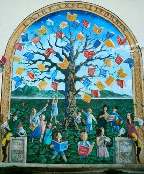 Karen McCann, Enjoy Living Abroad, Fairfax bookstore mural