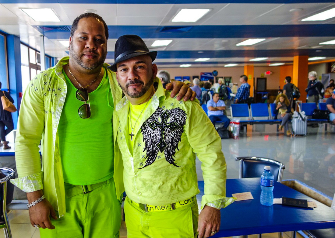 New friends / Legendary Cuba Travel Snafu 2016 / Karen McCann / Enjoy Living Abroad