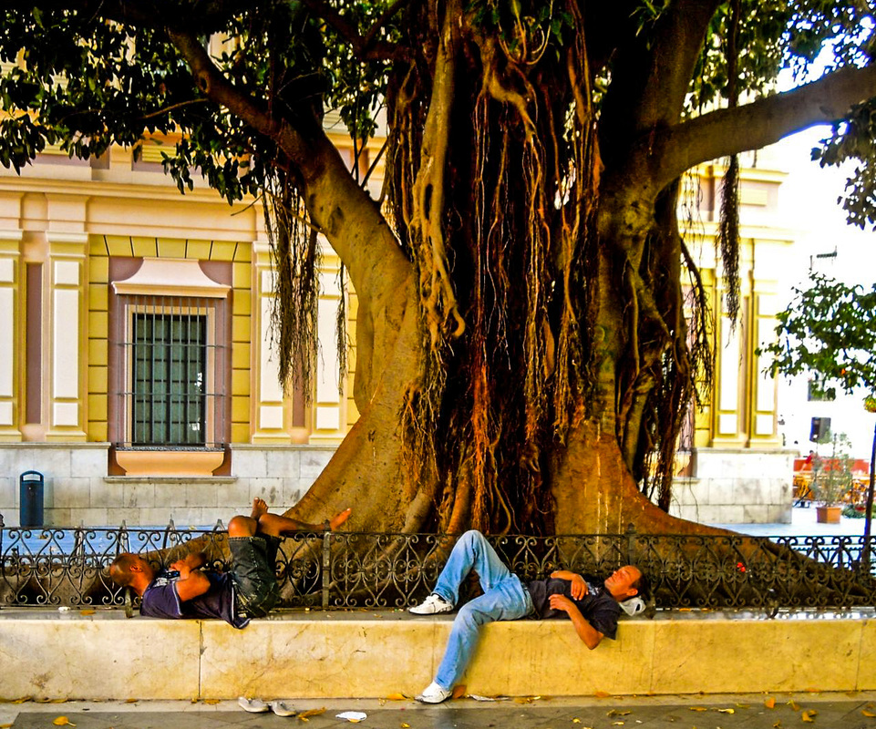 The 9 Big Travel Myths Debunked  / This ISN'T Going to Be Your Fate / enjoylivingabroad.com