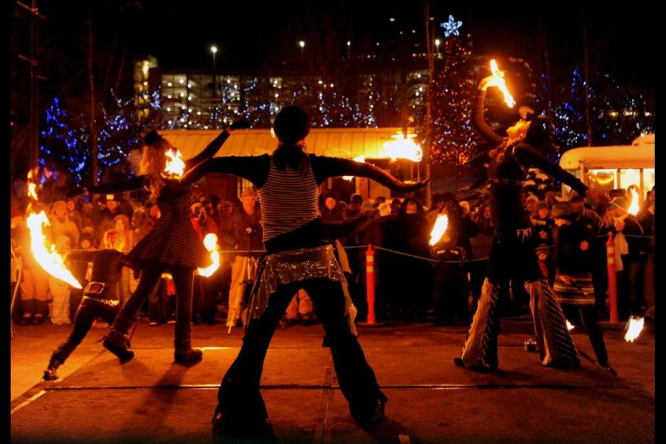 Travel abroad puts zing in New Years Eve / Karen McCann / enjoylivingabroad.com