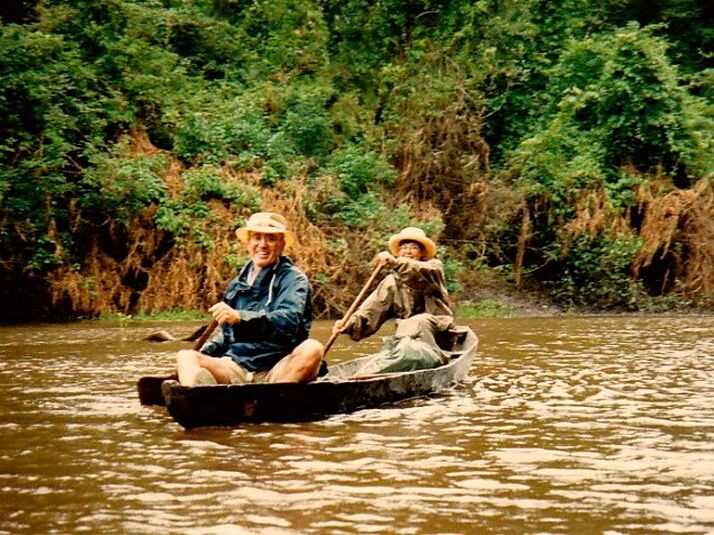 Amazon canoe trip, injury, first aid kit to the rescue