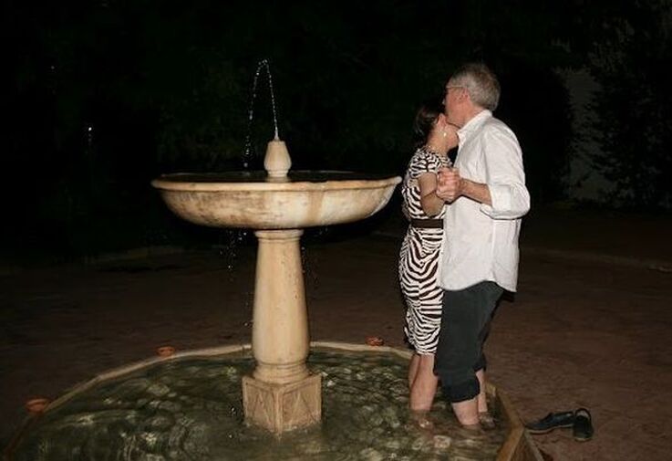 Karen & Rich McCann / Dancing in the Fountain / Social Cooling / Reputation Economy / How Normal Am I ? / Karen McCann / EnjoyLivingAbroad.com