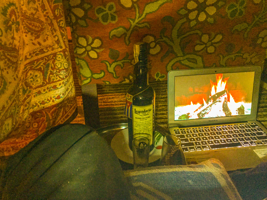 Bar Hopping, Quarantine Style / Karen McCann / EnjoyLivingAbroad.com