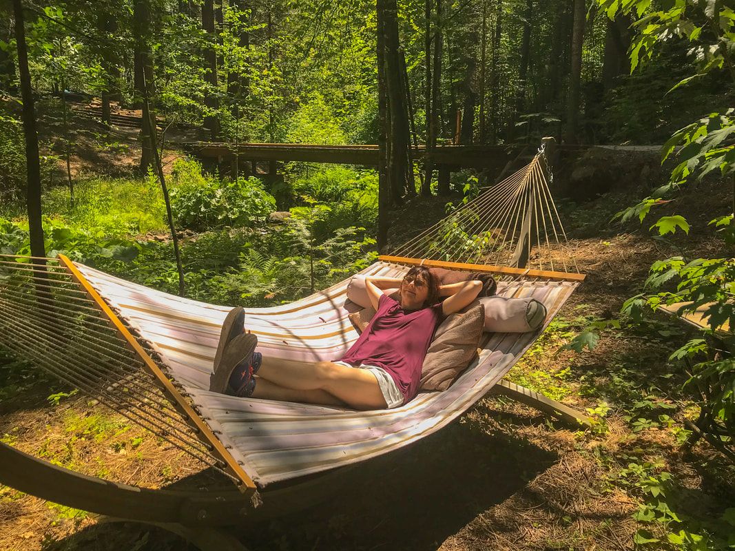 Love Creek Cabin / Off-Grid Family Reunion / Karen McCann / EnjoyLivingAbroad.com