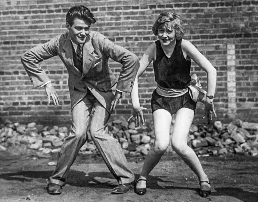Post-Pandemic New Roaring 20s / Karen McCann / EnjoyLivingAbroad.com