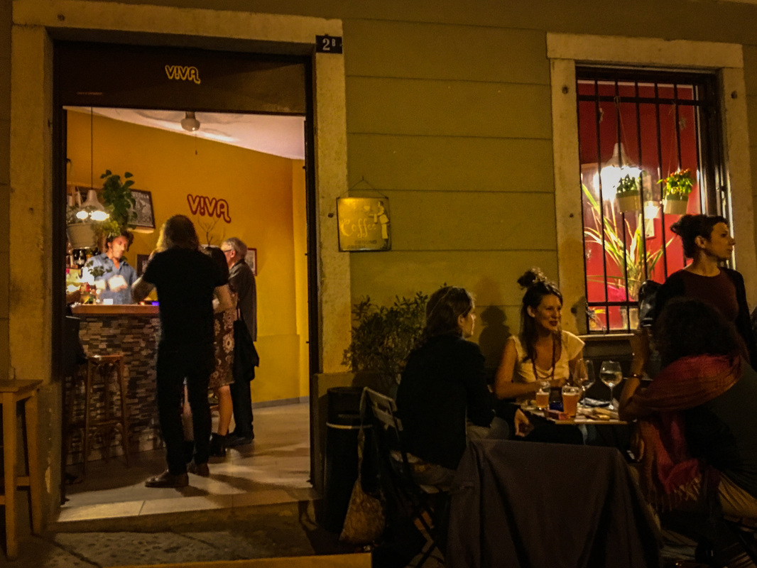 Viva / Dive Bars of Northern Italy / Karen McCann / EnjoyLivingAbroad.com