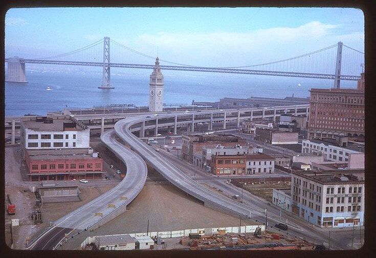 Doomed freeway / Cheap & cheerful eats in San Francisco, CA / Out to Lunch / Karen McCann / EnjoyLivingAbroad.com