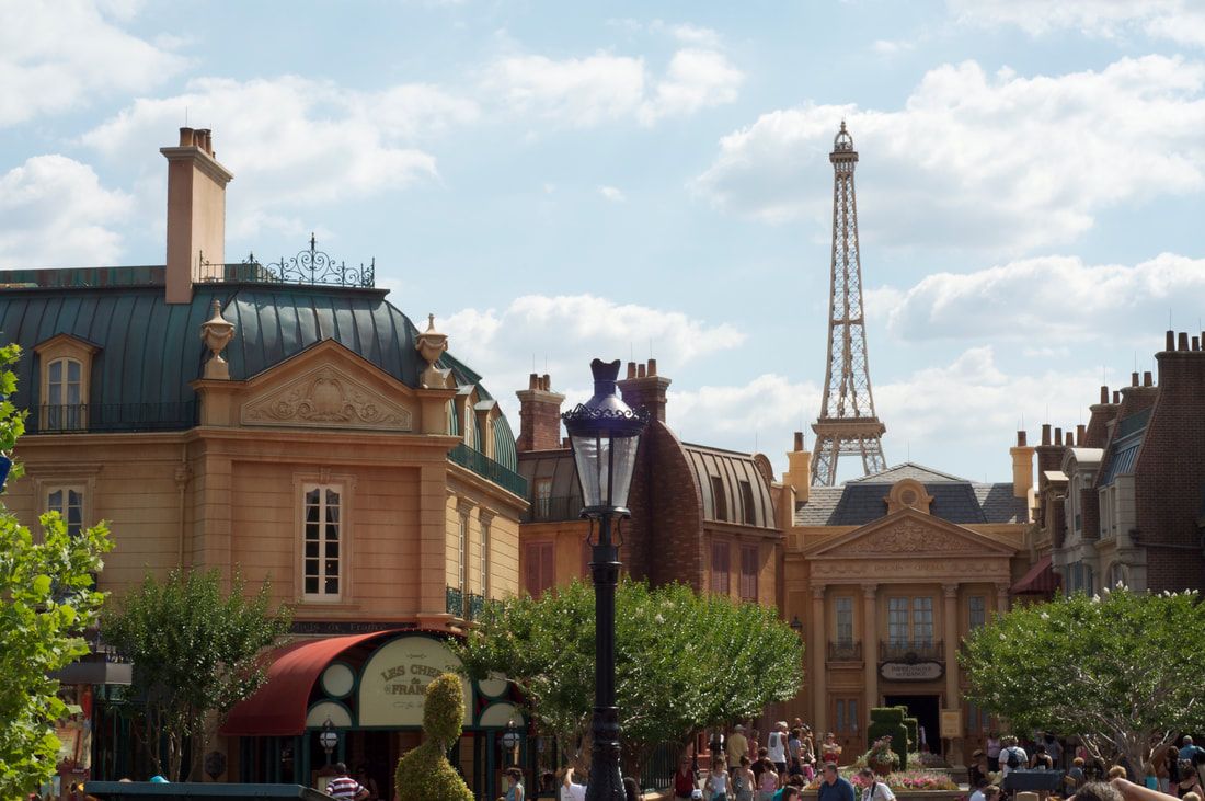 Curated Reality / Paris / Orlando / Seville / Karen McCann /enjoylivingabroad.com