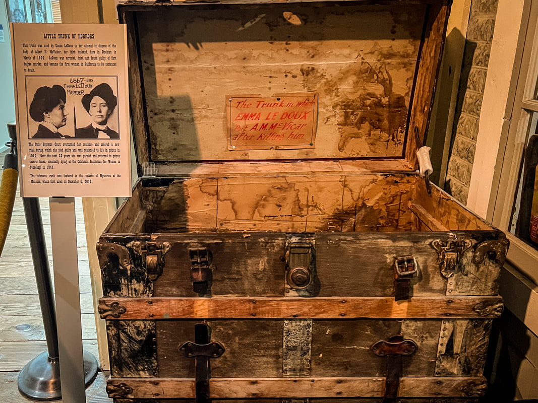 Emma LeDoux murder trunk / Haggin Museum, Stockton, CA / Quirky, nutty, offbeat museums / Karen McCann / EnjoyLivingAbroad.com