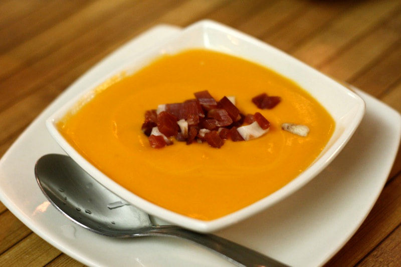 Salmorejo Spanish soup recipe / Eat, Play, Love, Work: Lauren Aloise and Devour Tours / Karen McCann / EnjoyLivingAbroad.com