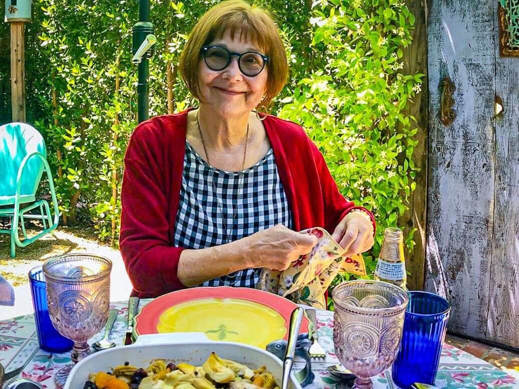 Karen McCann / The Art of Sunday Lunch / Out to Lunch / EnjoyLivingAbroad.com