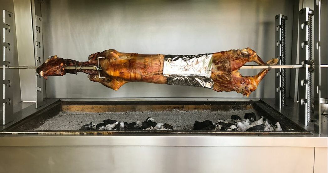 Roast lamb / Easter Sunday / Loutro Crete, Greece / Holy Snail Day / Karen McCann / EnjoyLivingAbroad.com