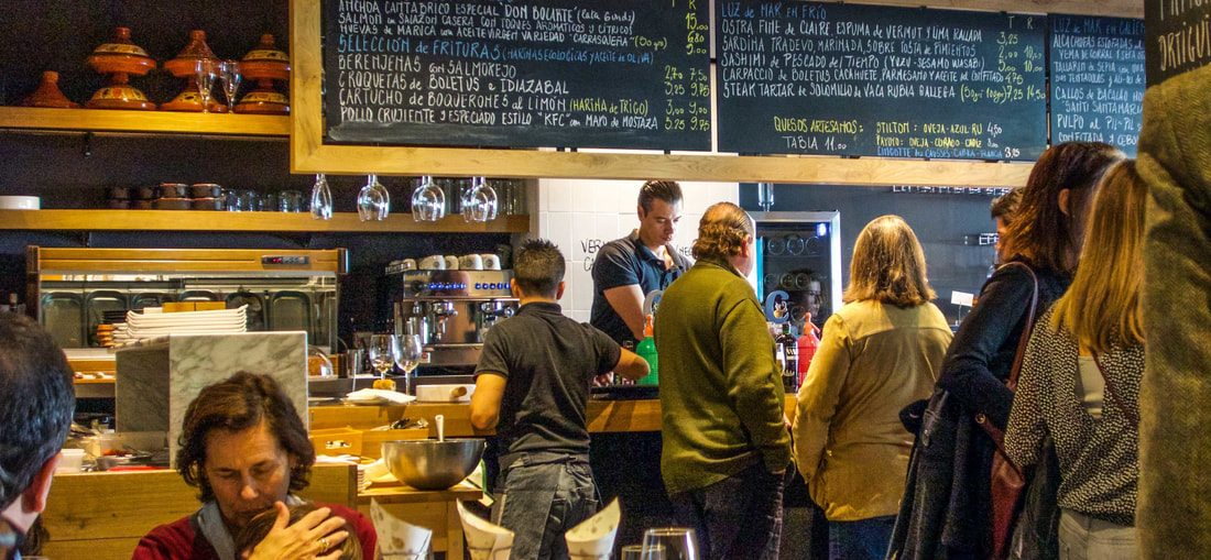 Luz de Mar tapas bar, Seville, Spain / Savvy Tips for Seville Café-Bars / Seville, Spain / Karen McCann / EnjoyLivingAbroad.com
