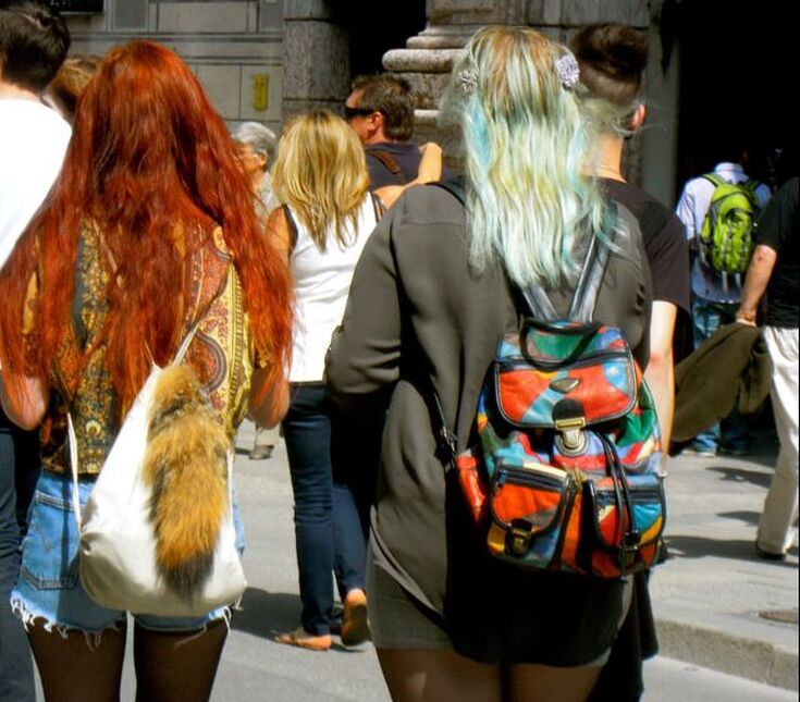 Munich shoppers / Time to Up Our Empathy / Karen McCann / EnjoyLivingAbroad.com