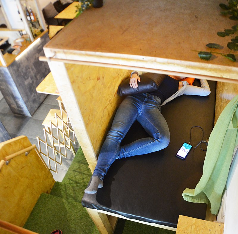 Nappucchino Corner, Barcelona, Spain / Siestas Make You Healthy, Wealthy & Wise / Karen McCann / EnjoyLivingAbroad.com