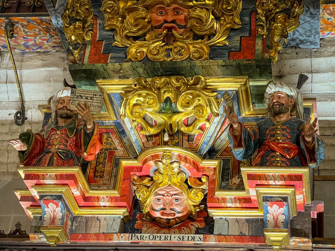 Palencia, Spain / Palencia cathedral organ / Nutters Tour / Karen McCann / enjoylivingabroad.com