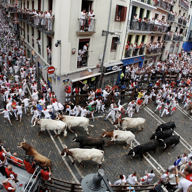 Pamplona, Spain / Nutters Tour / Karen McCann / enjoylivingabroad.com