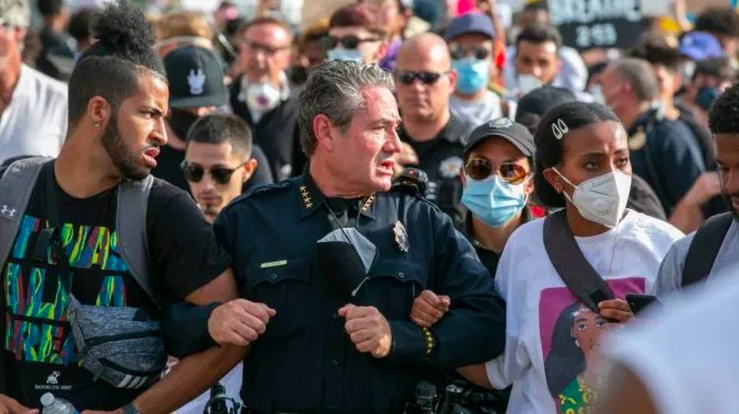 Denver Police Chief Marches with Peaceful Protesters / / Karen McCann / EnjoyLivingAbroad.com
