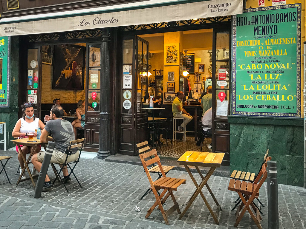 Seville Dining Customs 2022 / Karen McCann / EnjoyLivingAbroad.com