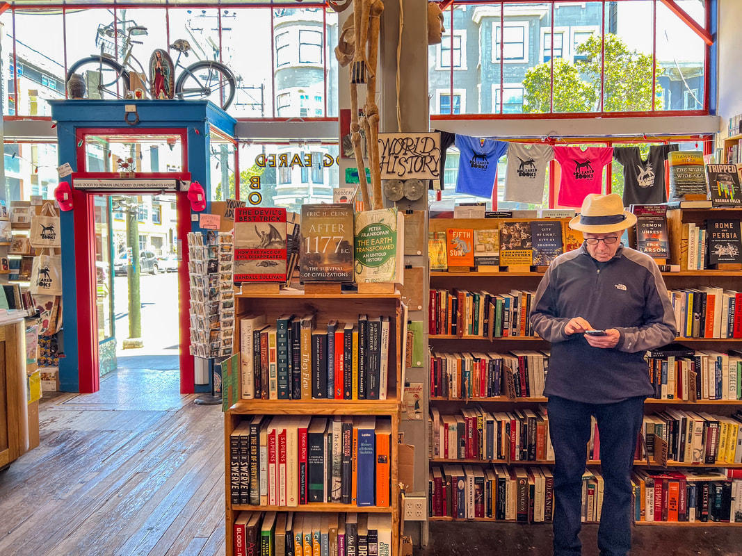 Dog Eared Books Valencia / Cheap and Cheerful San Francisco / Valencia Street / Bookstores / Book Banning / EnjoyLivingAbroad.com