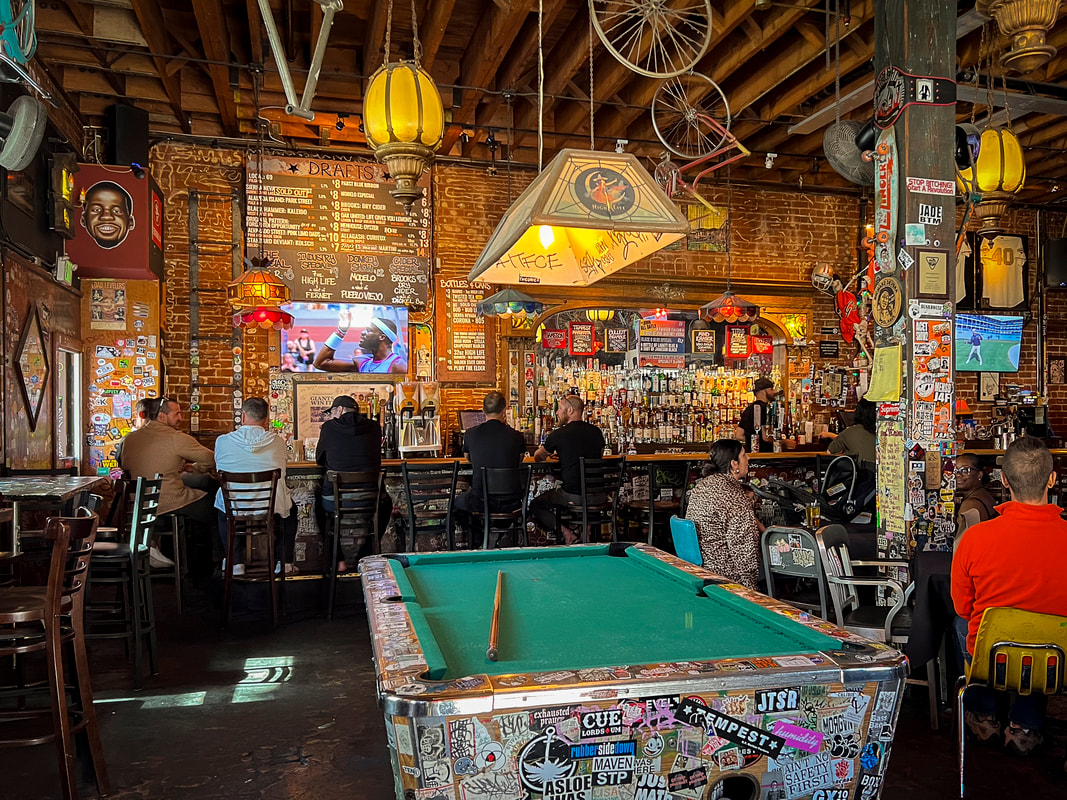 Tempest Bar & Box Kitchen / SF Dive Bars / Cheap & Cheerful San Francisco / Karen McCann / EnjoylLivingAbroad.com