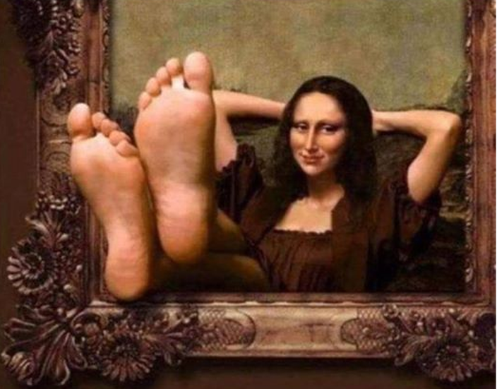 Mona Lisa / Months of Quarantine? Yes, If That's What It Takes / Karen McCann / EnjoyLivingAbroad.com